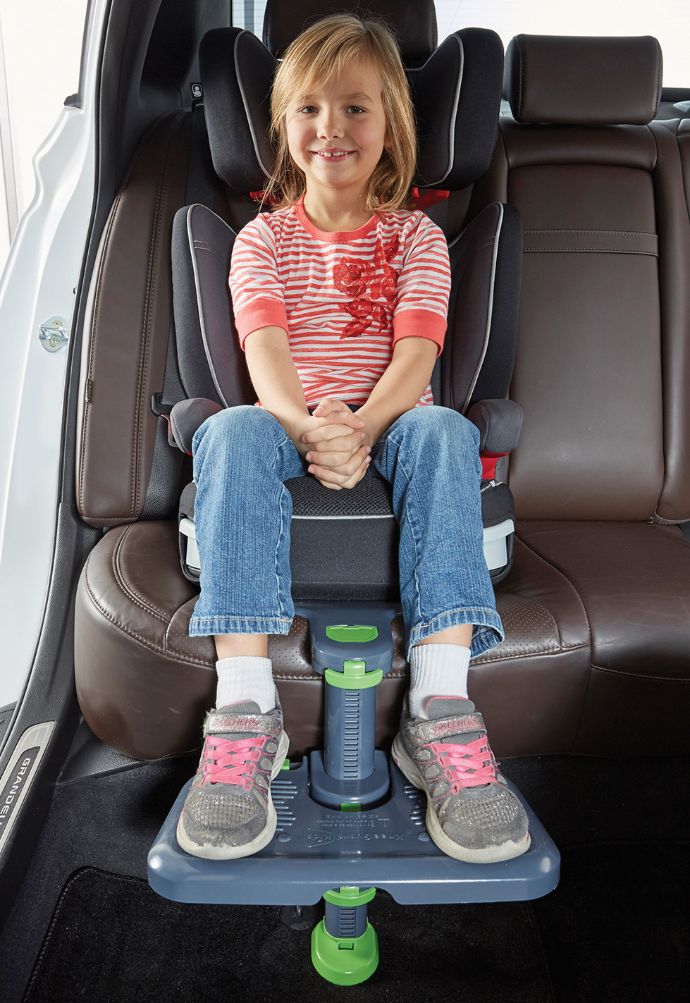https://www.nappaawards.com/wp-content/uploads/2019/04/Car-Seat-Footrest-LS.jpg