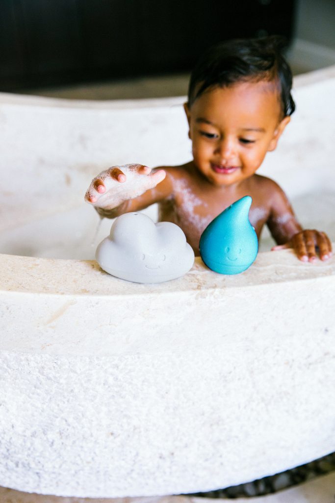 Cloud and Droplet Bath Toys Best Bath Toys NAPPA Awards